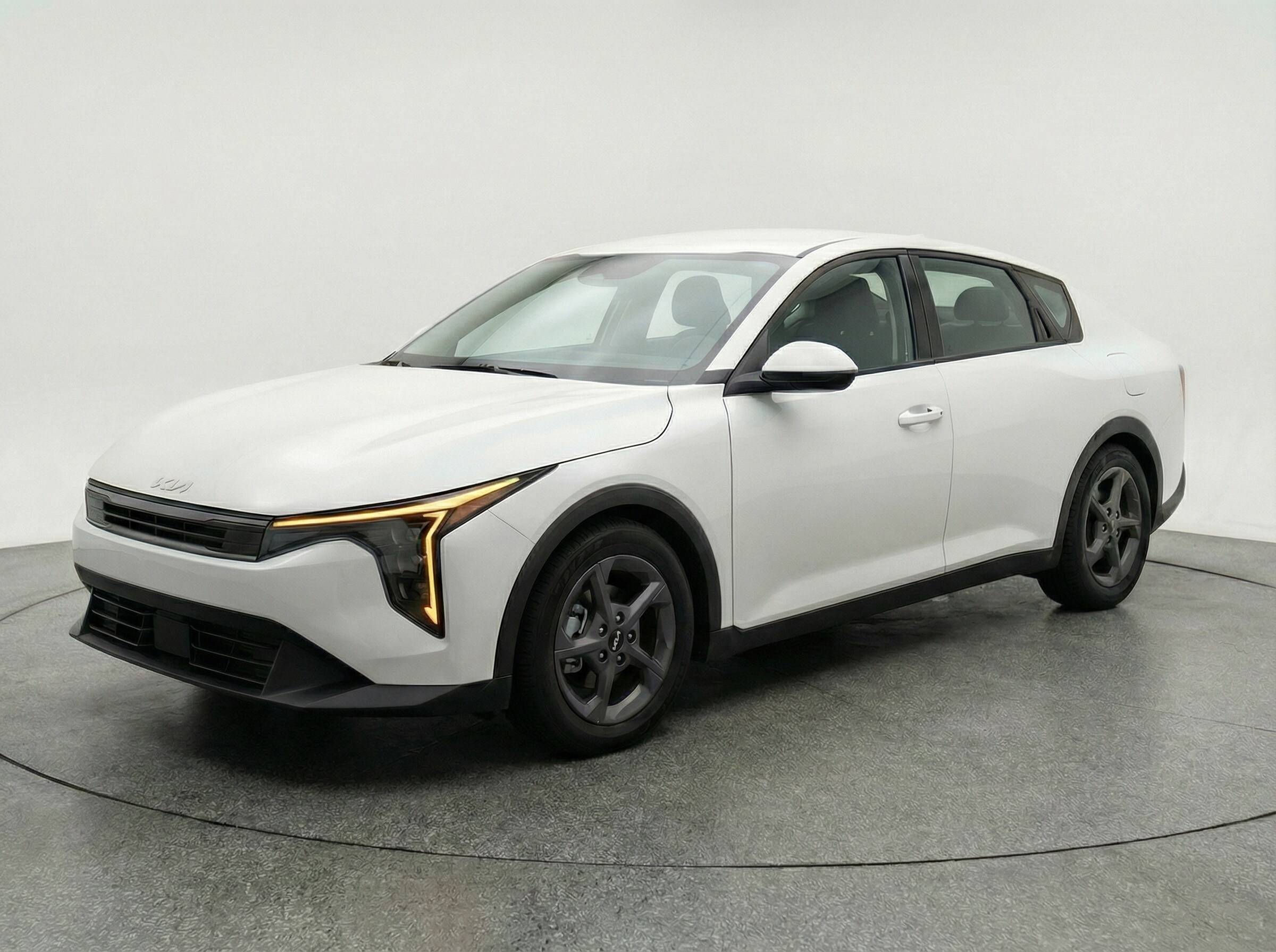 Thumbnail: 2025 Kia K4 - 3