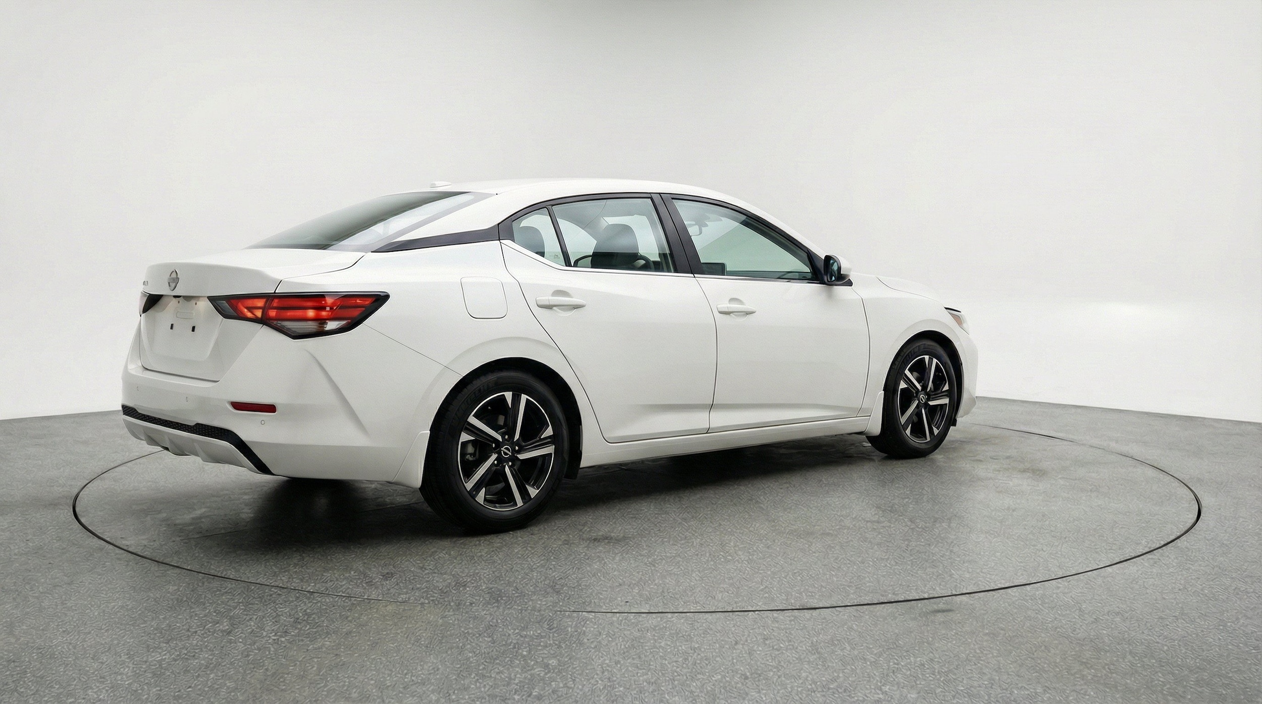 Thumbnail: 2025 Nissan Sentra - 9