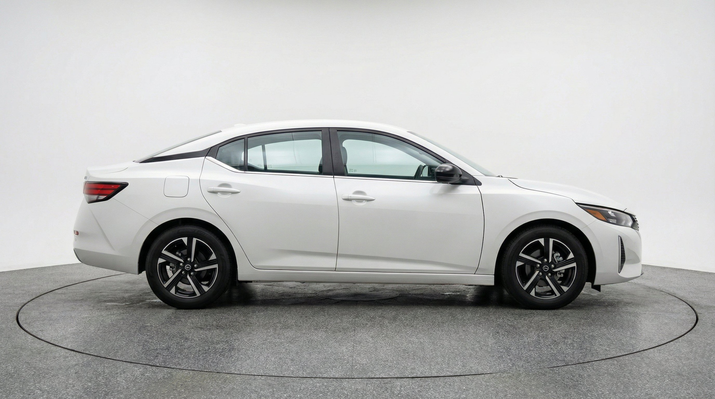 Thumbnail: 2025 Nissan Sentra - 11