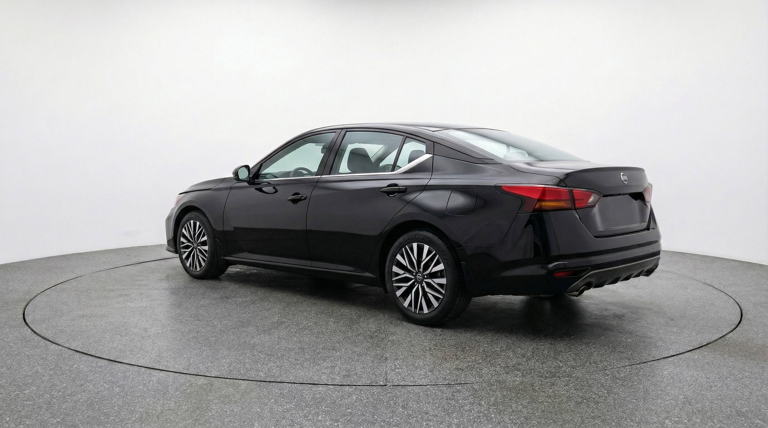 Thumbnail: 2025 Nissan Altima - 5