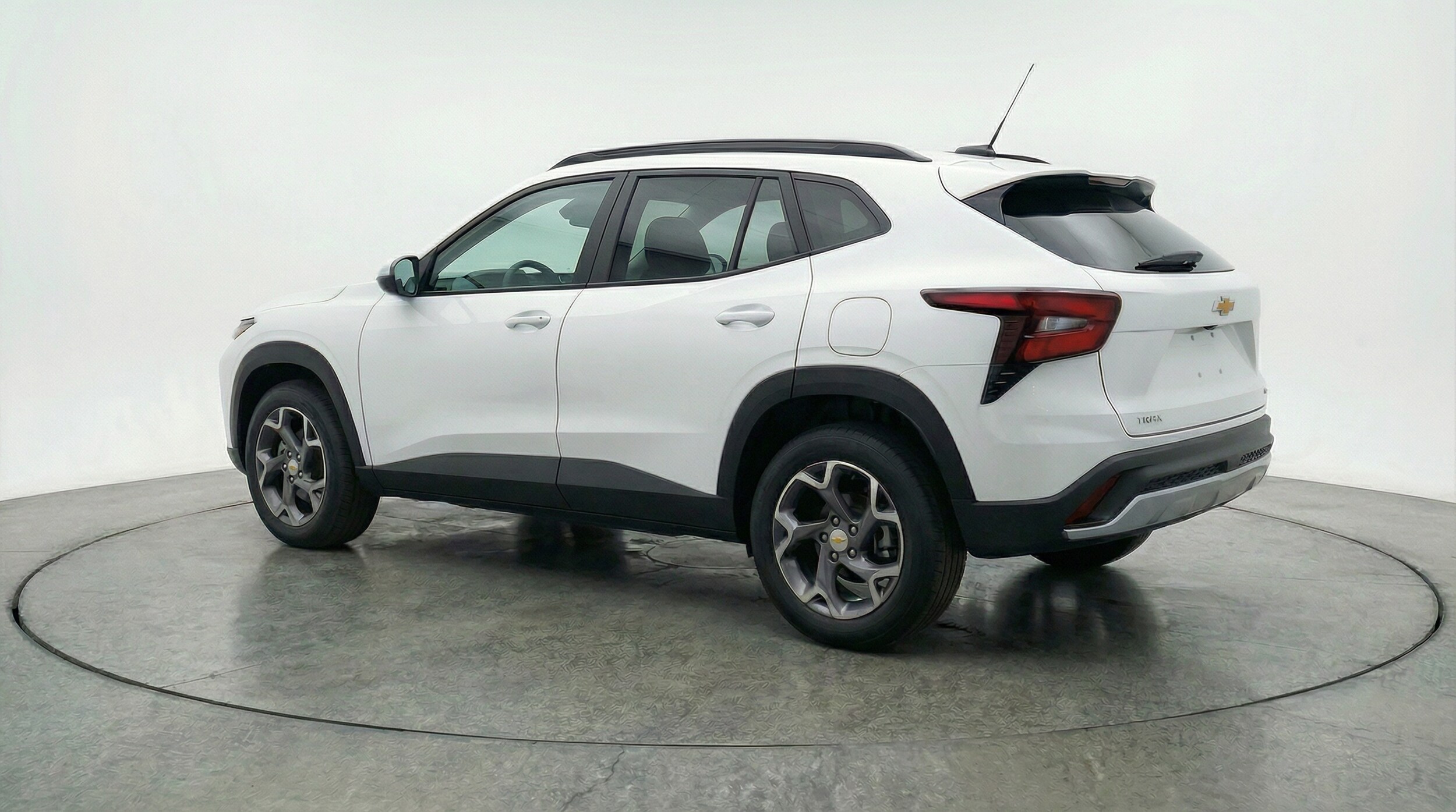 Thumbnail: 2025 Chevrolet Trax - 5