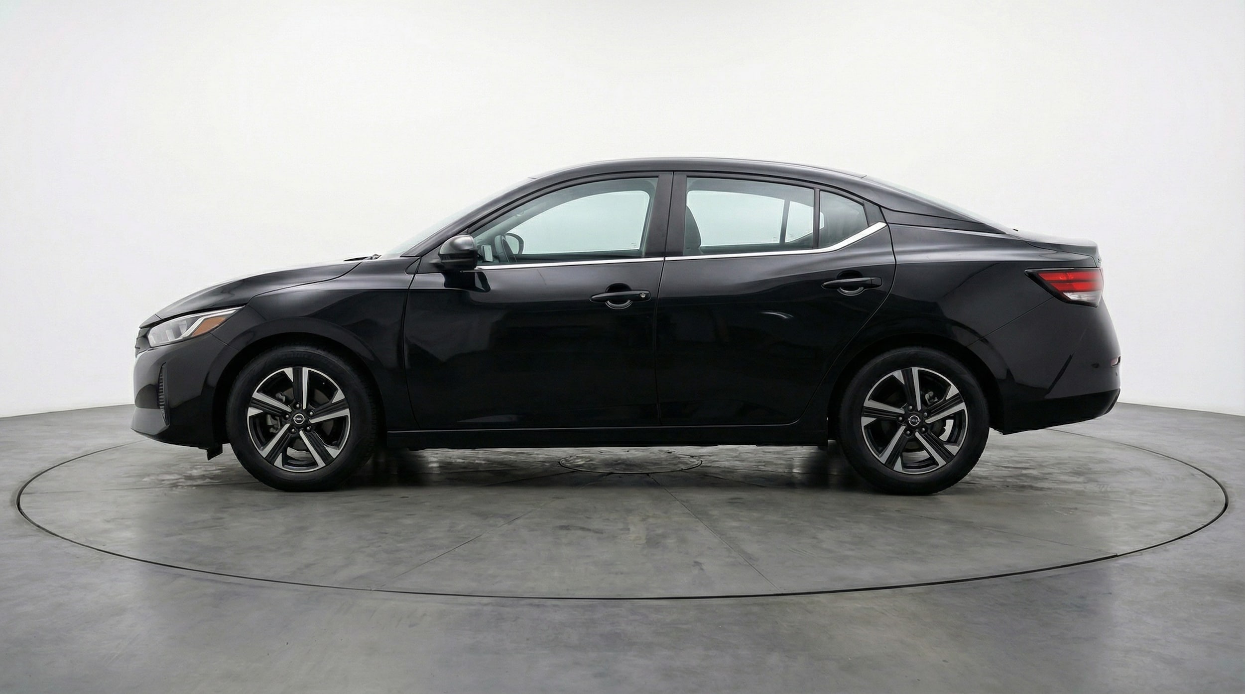 Thumbnail: 2025 Nissan Sentra - 4