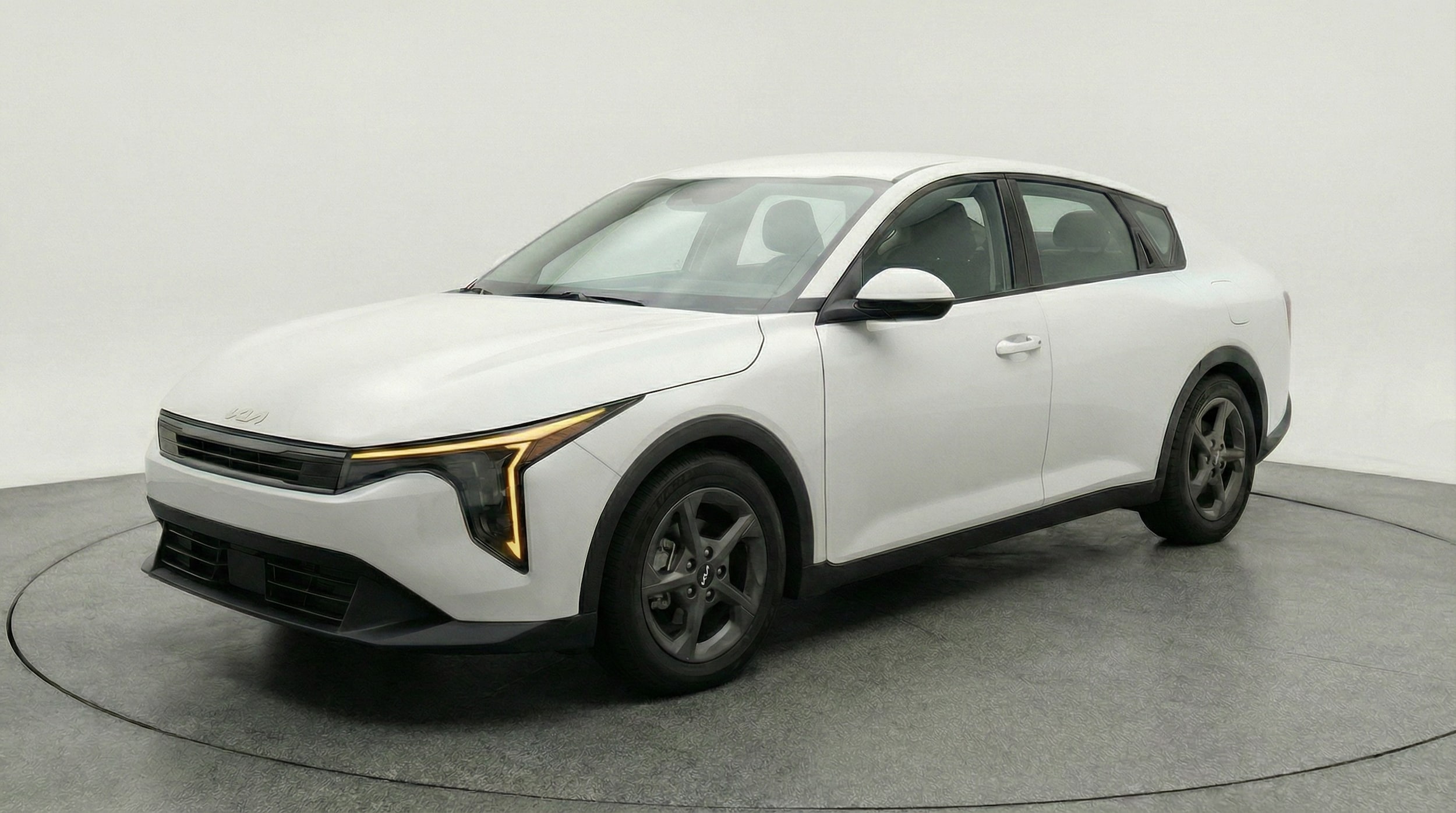 Thumbnail: 2025 Kia K4 - 3