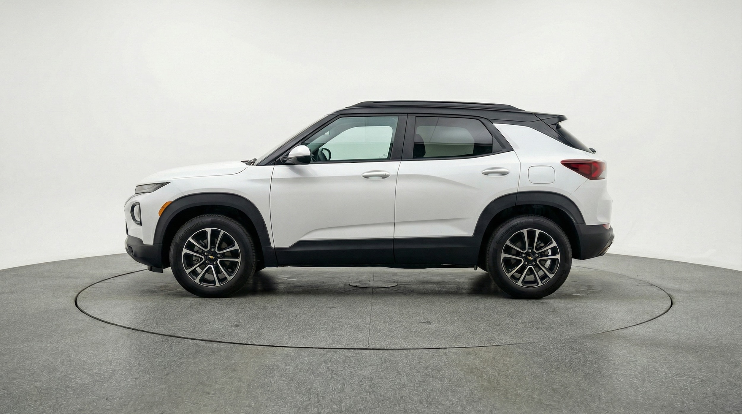 Thumbnail: 2025 Chevrolet TrailBlazer - 4