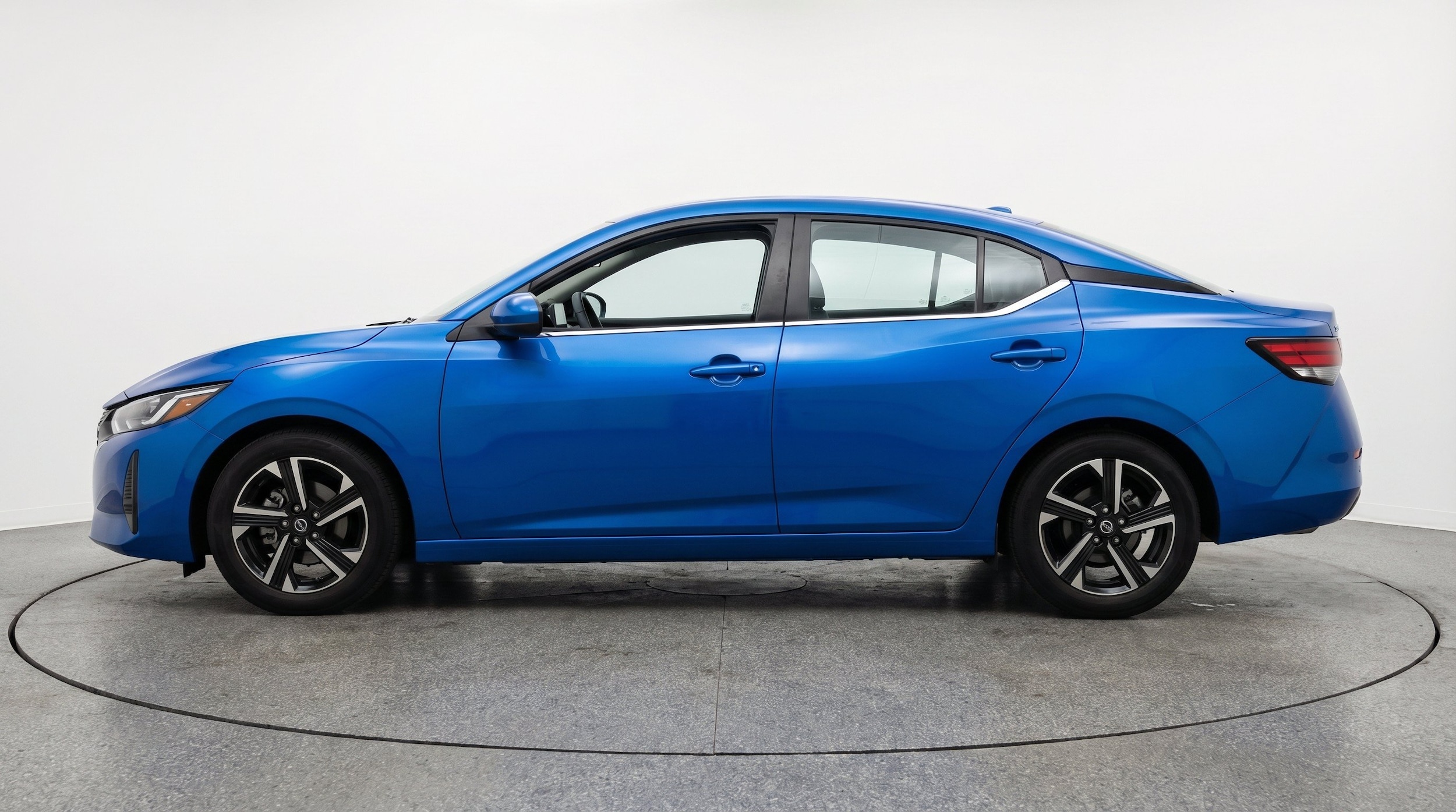 Thumbnail: 2025 Nissan Sentra - 5