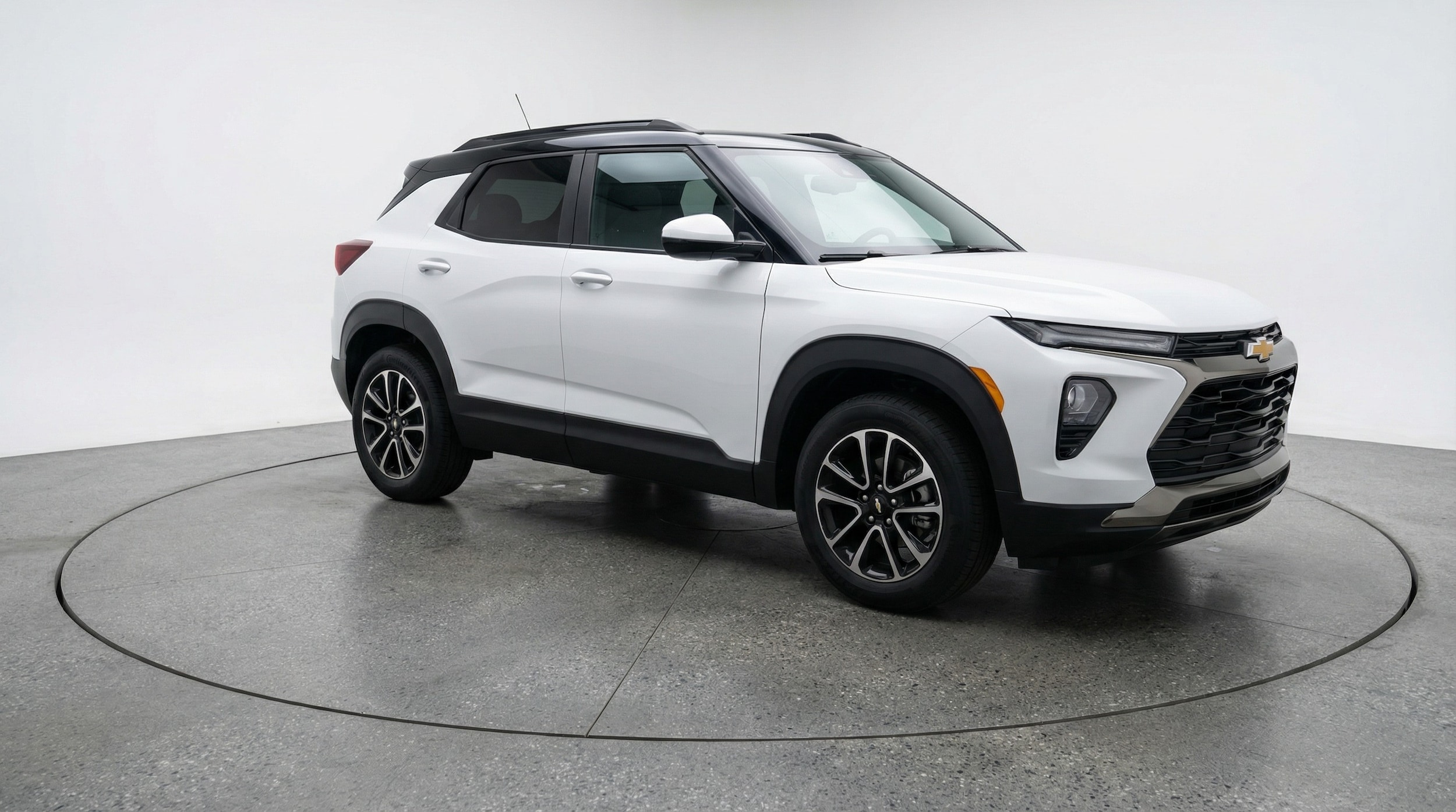 Thumbnail: 2025 Chevrolet TrailBlazer - 1