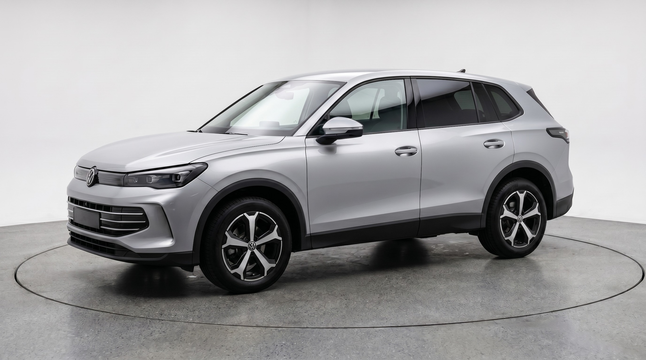 Thumbnail: 2026 Volkswagen Tiguan - 3
