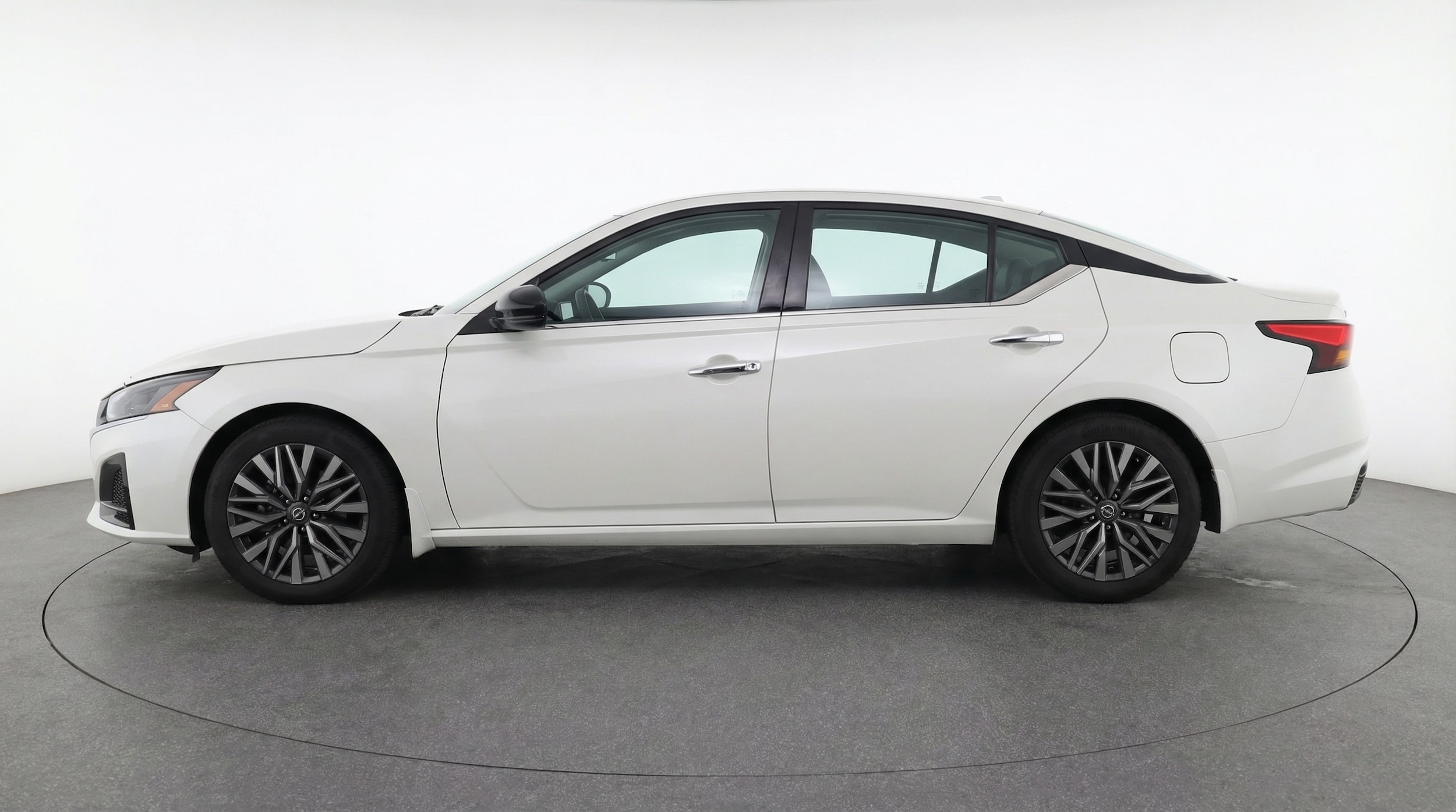 Thumbnail: 2025 Nissan Altima - 4