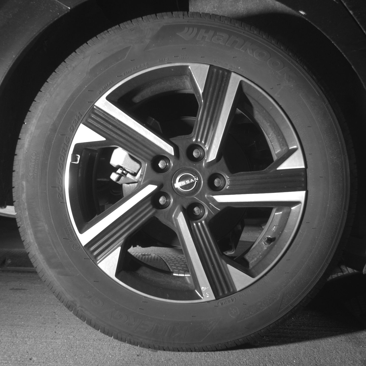 Thumbnail: 2025 Nissan Sentra - 12