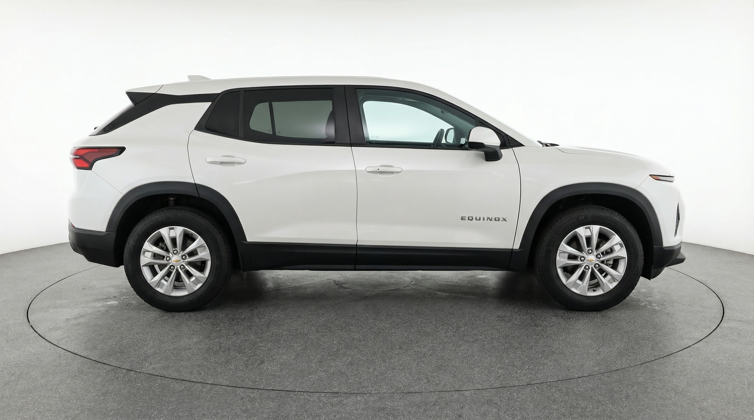 Thumbnail: 2025 Chevrolet Equinox - 4