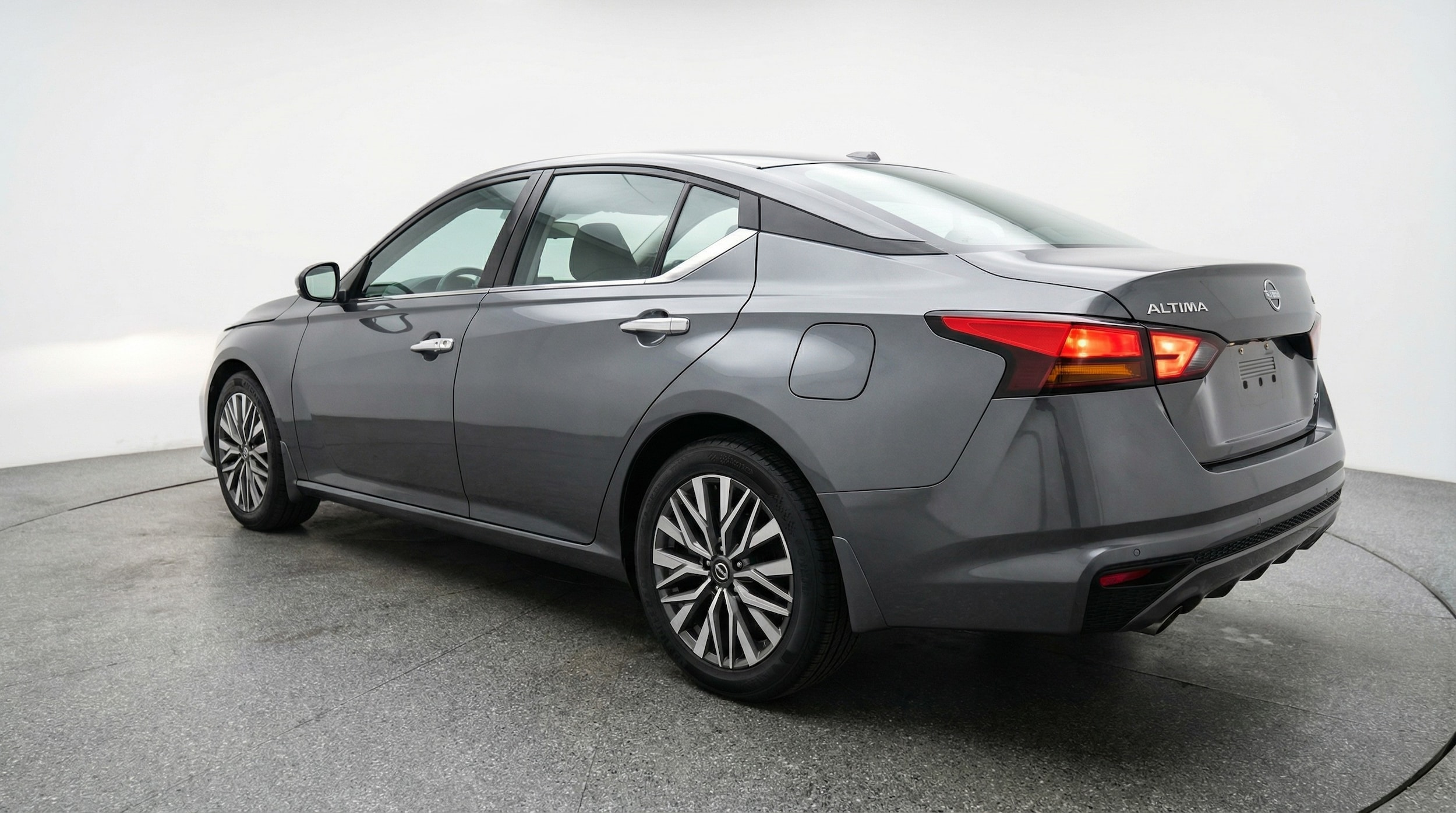 Thumbnail: 2025 Nissan Altima - 5