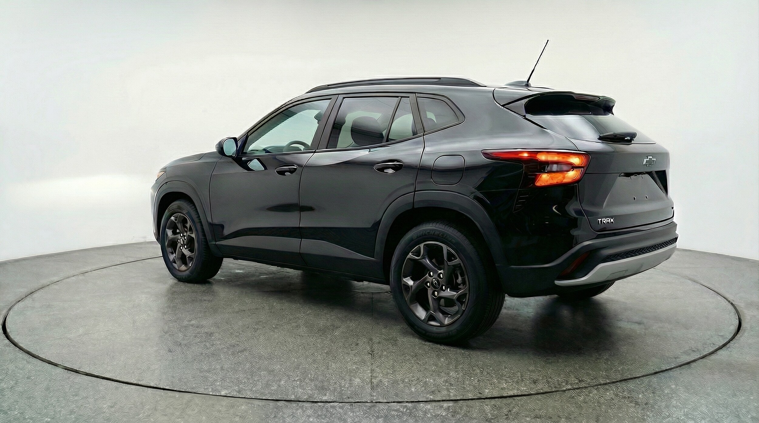 Thumbnail: 2025 Chevrolet Trax - 5