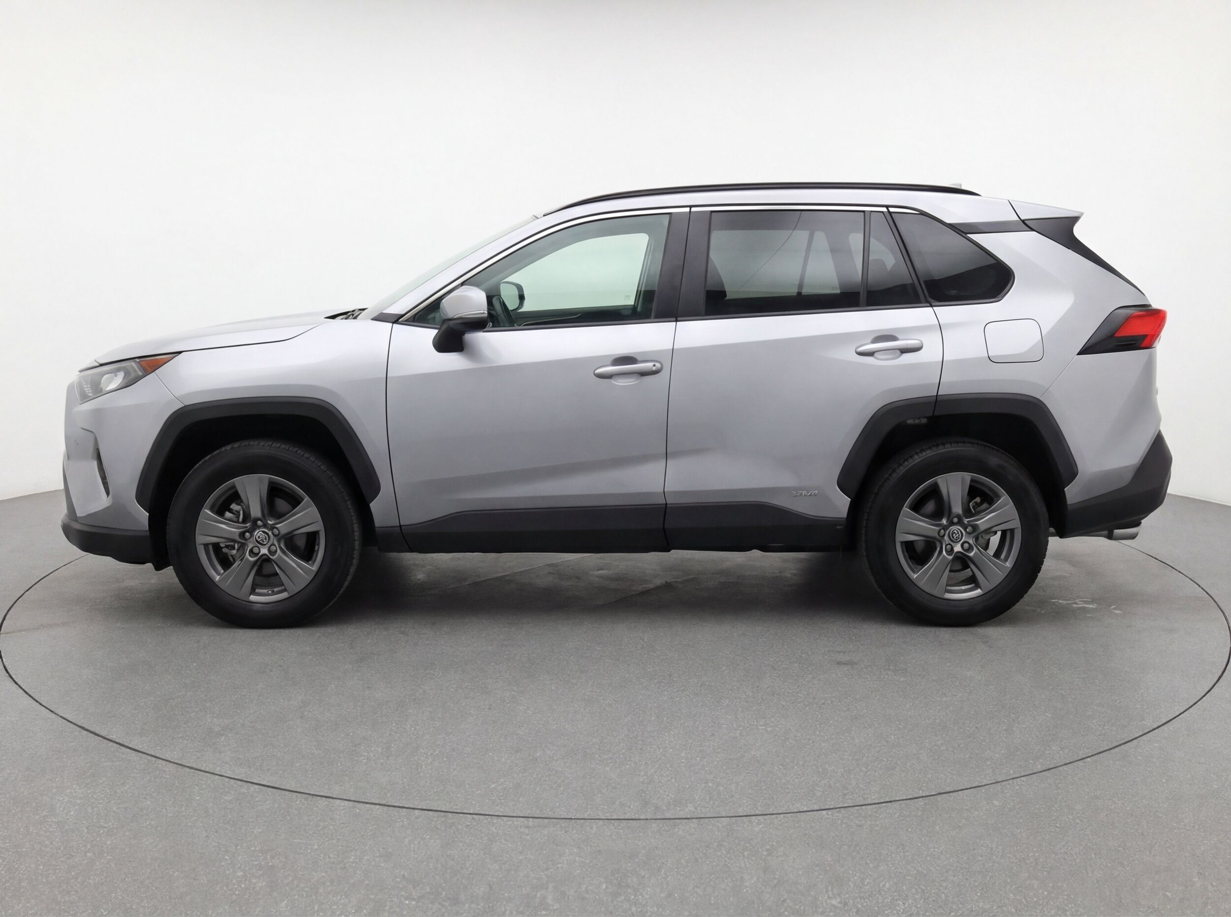 Thumbnail: 2025 Toyota RAV4 - 4