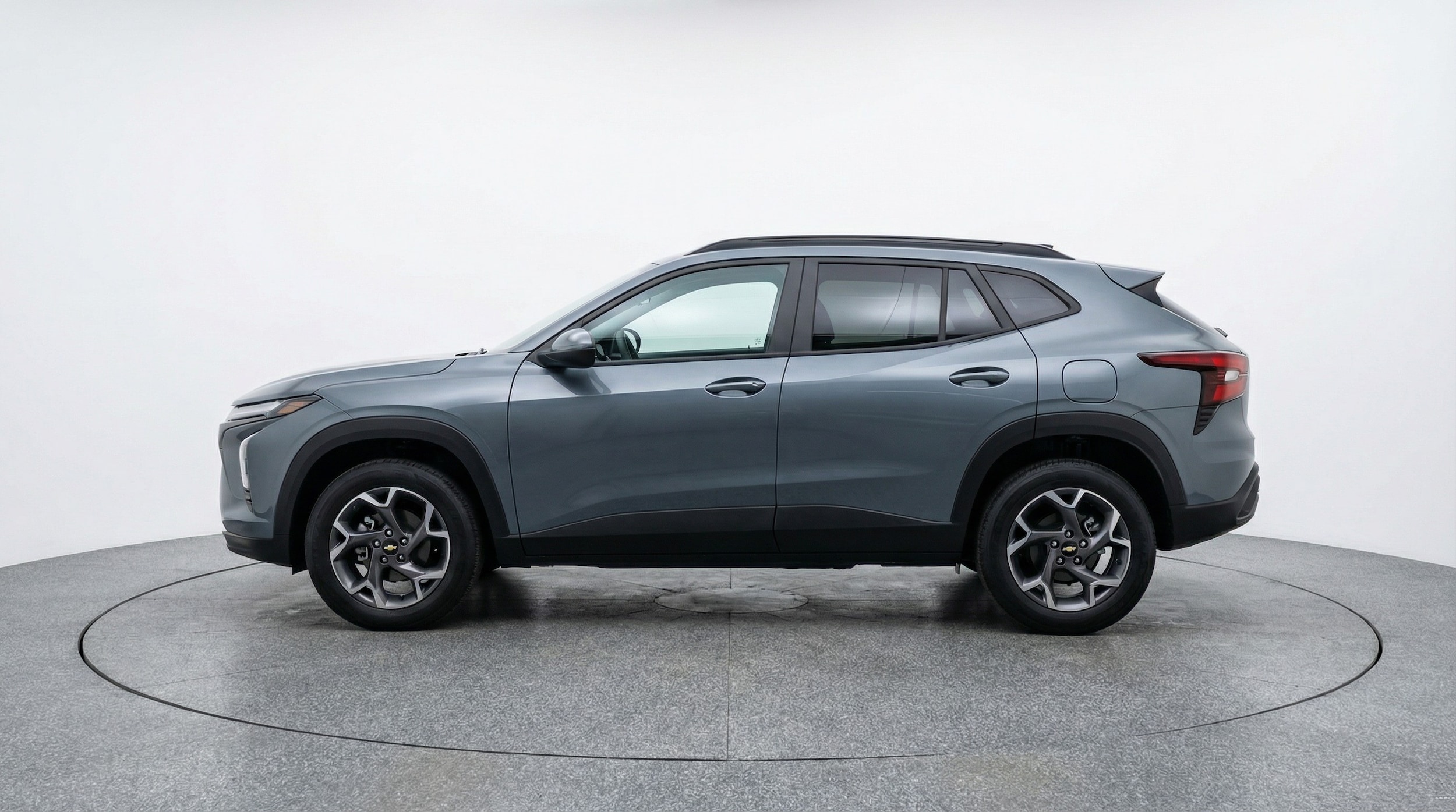 Thumbnail: 2025 Chevrolet Trax - 4