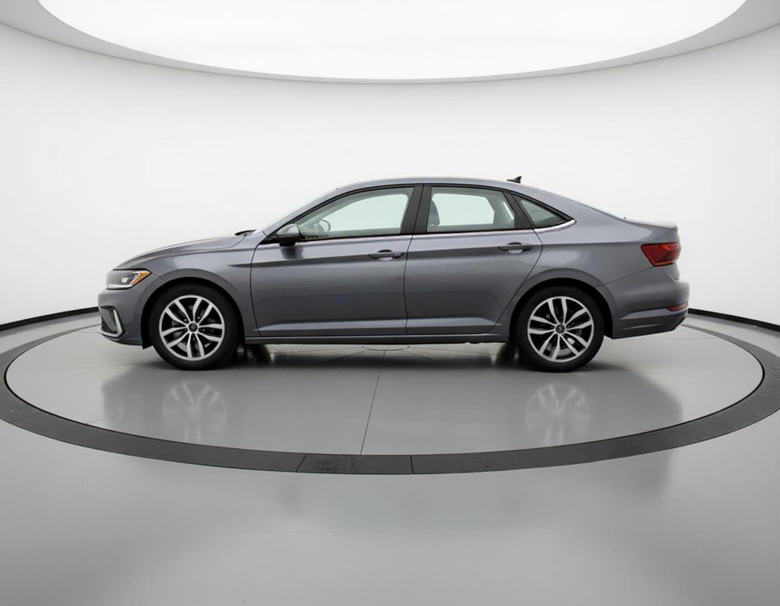 Thumbnail: 2025 Volkswagen Jetta - 4