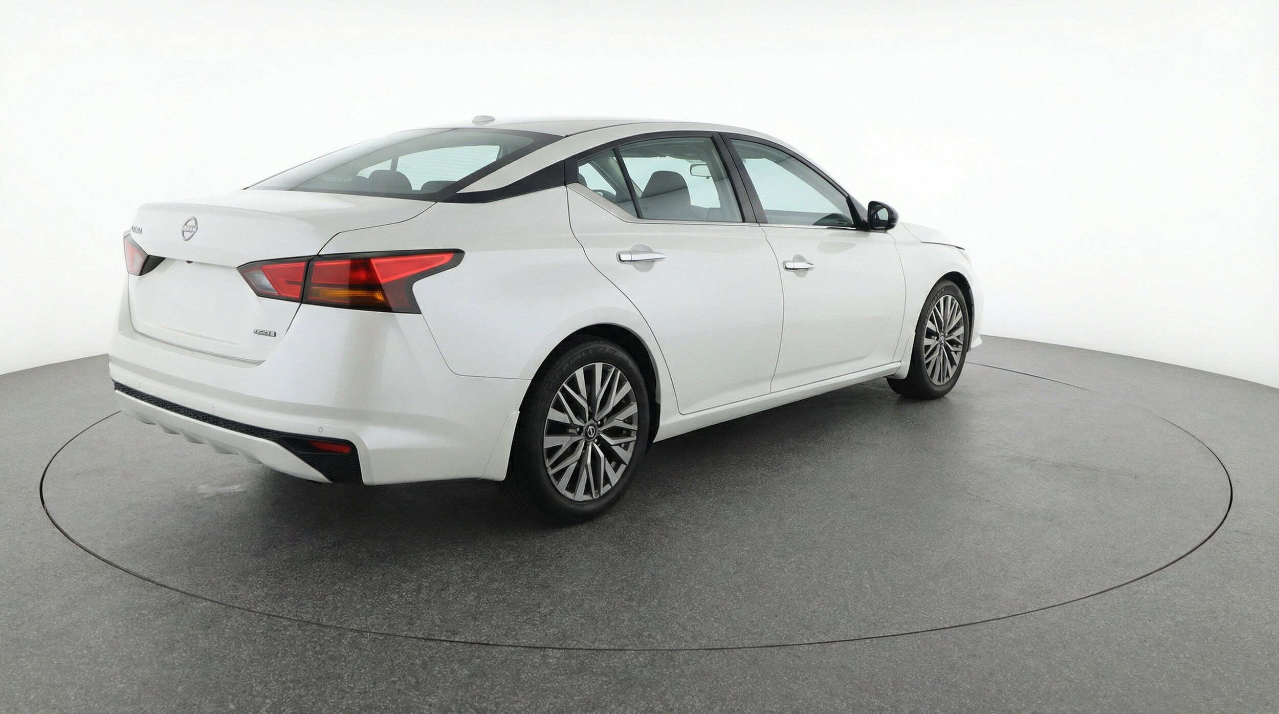 Thumbnail: 2025 Nissan Altima - 9