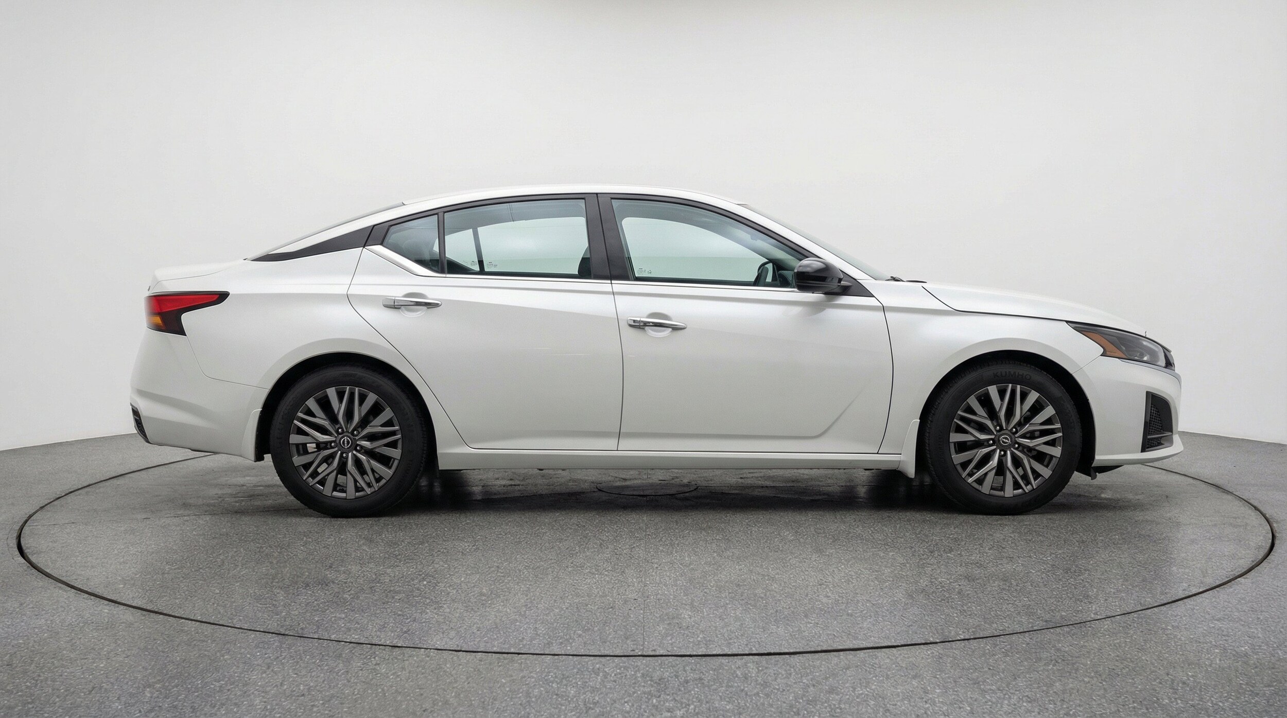 Thumbnail: 2025 Nissan Altima - 11