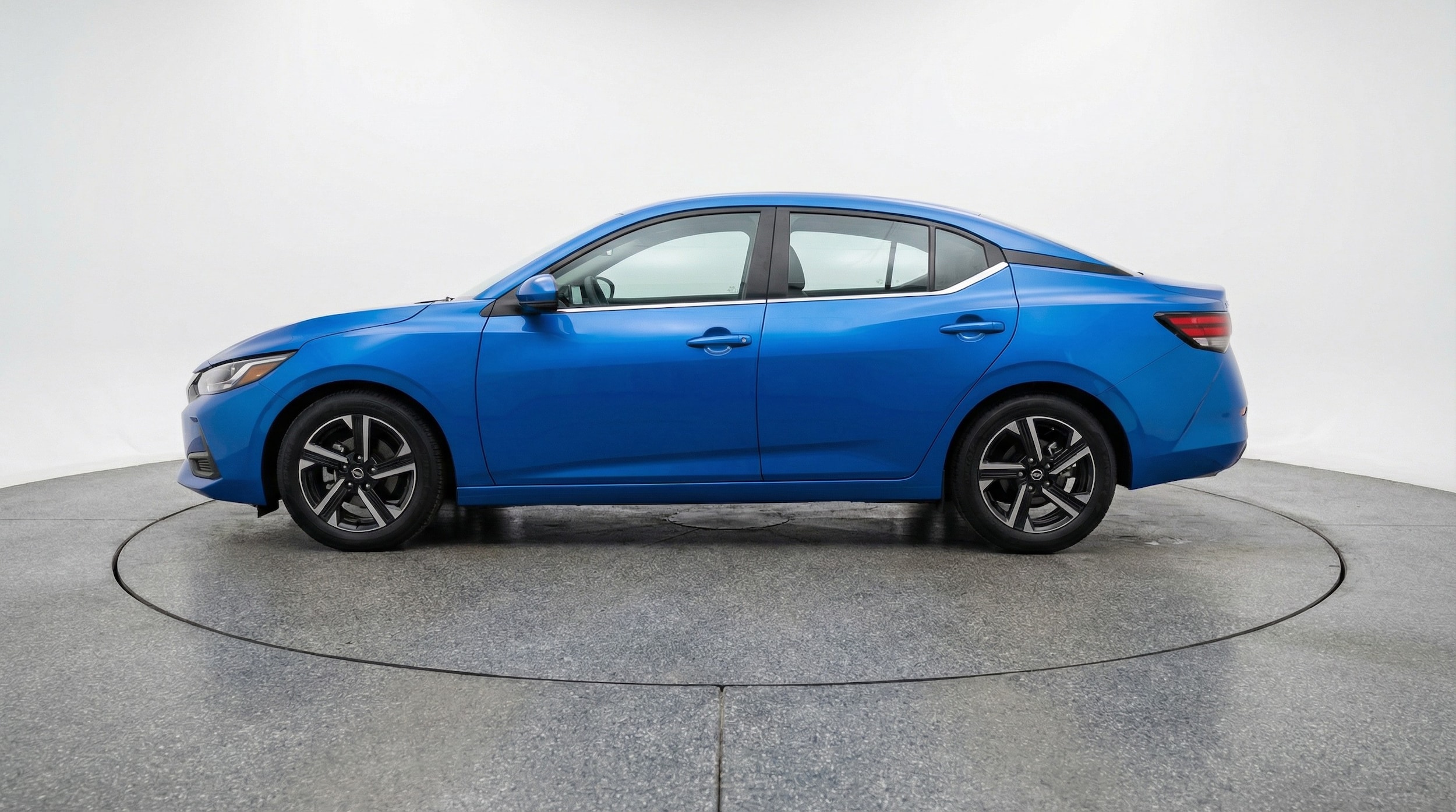 Thumbnail: 2025 Nissan Sentra - 4