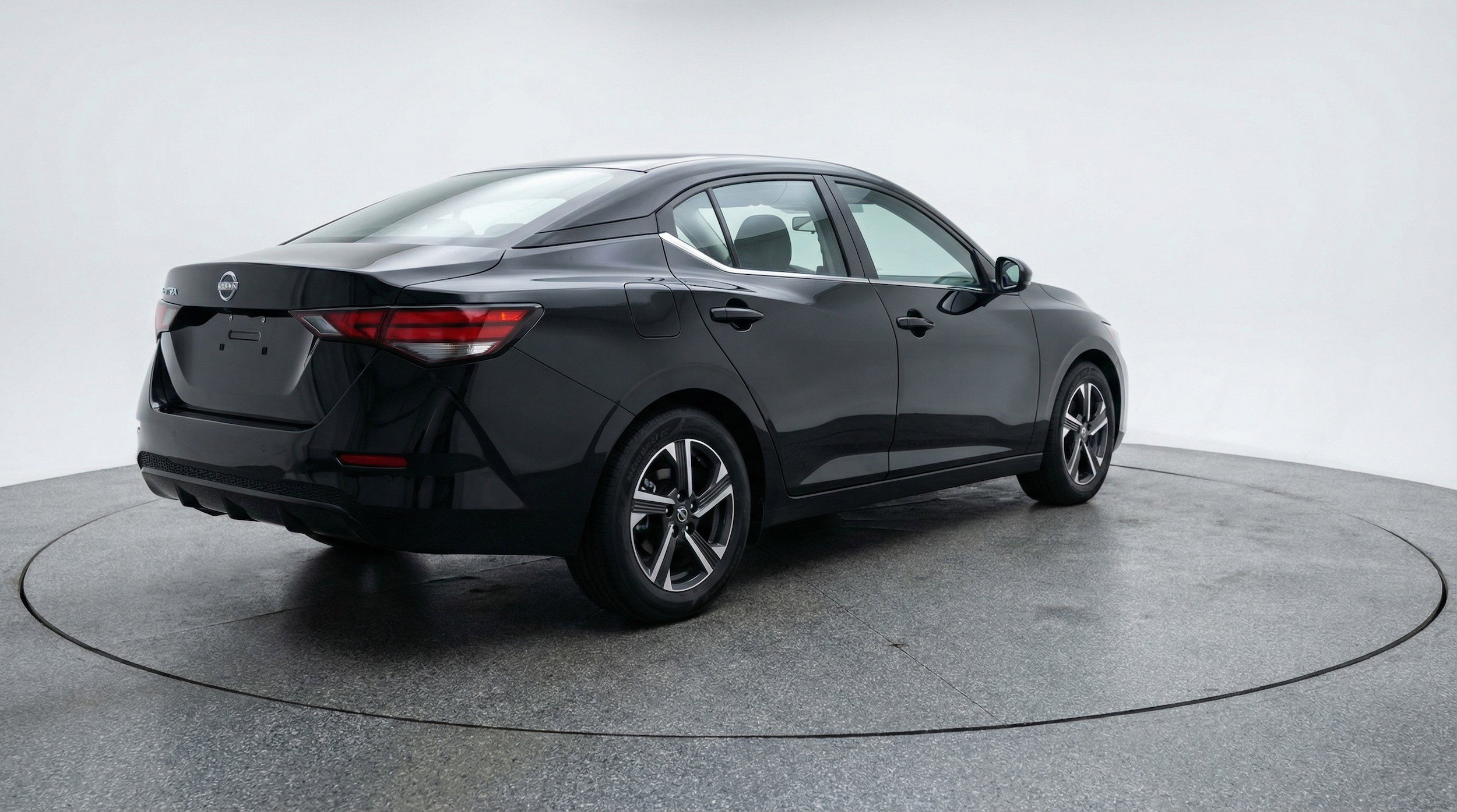 Thumbnail: 2025 Nissan Sentra - 9