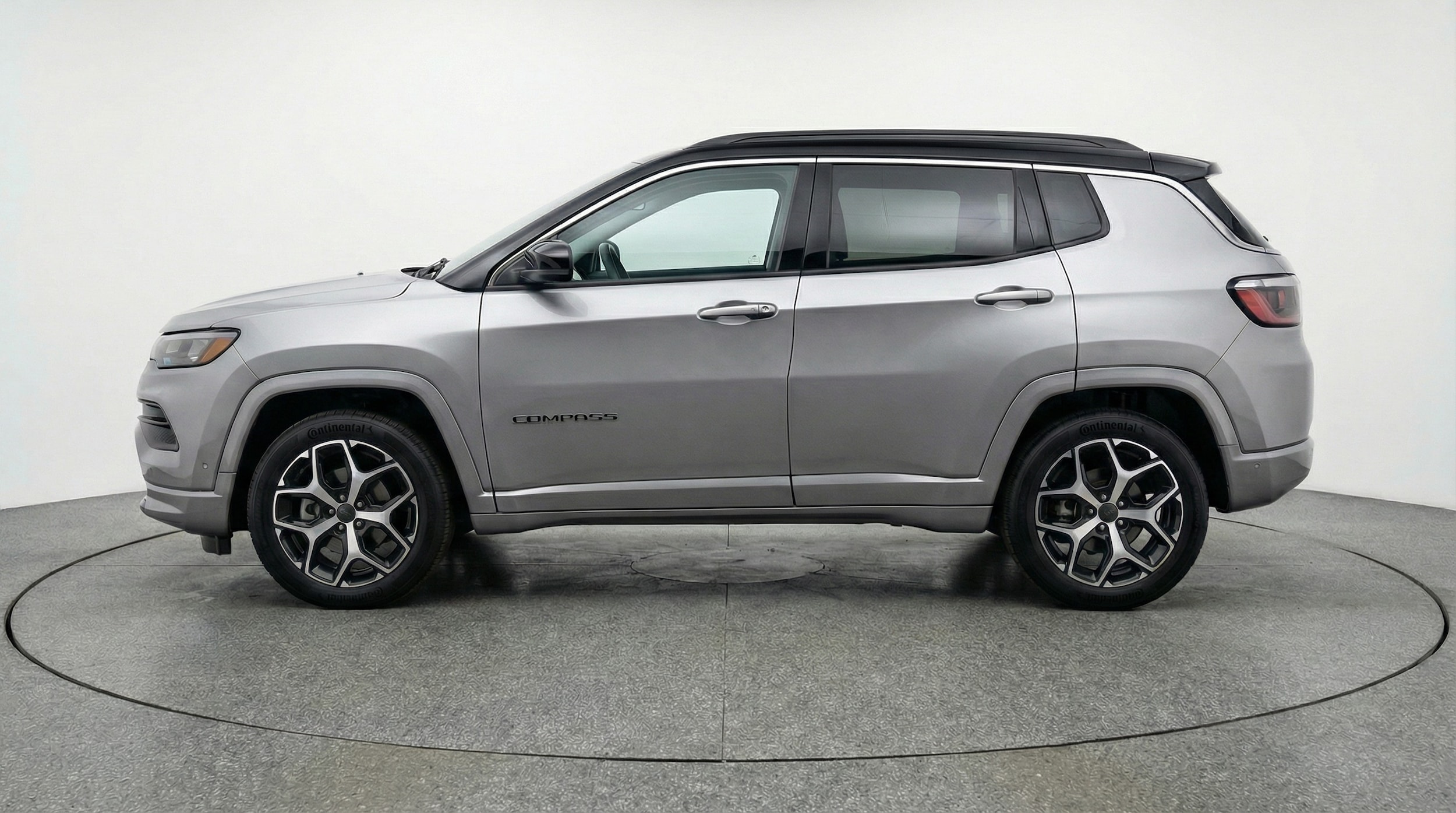 Thumbnail: 2025 Jeep Compass - 4