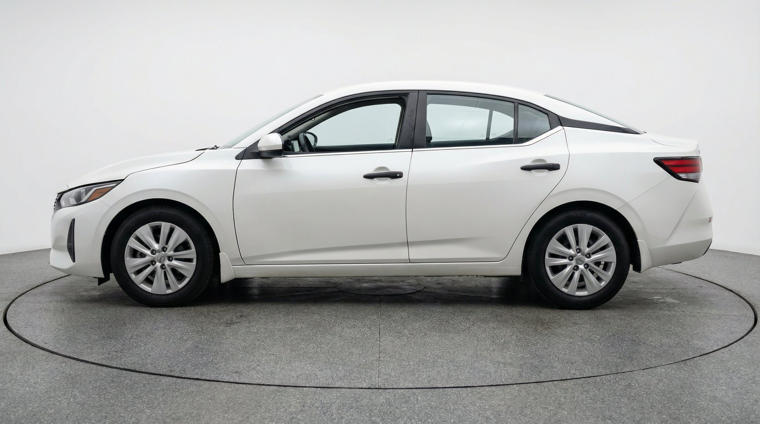 Thumbnail: 2025 Nissan Sentra - 5