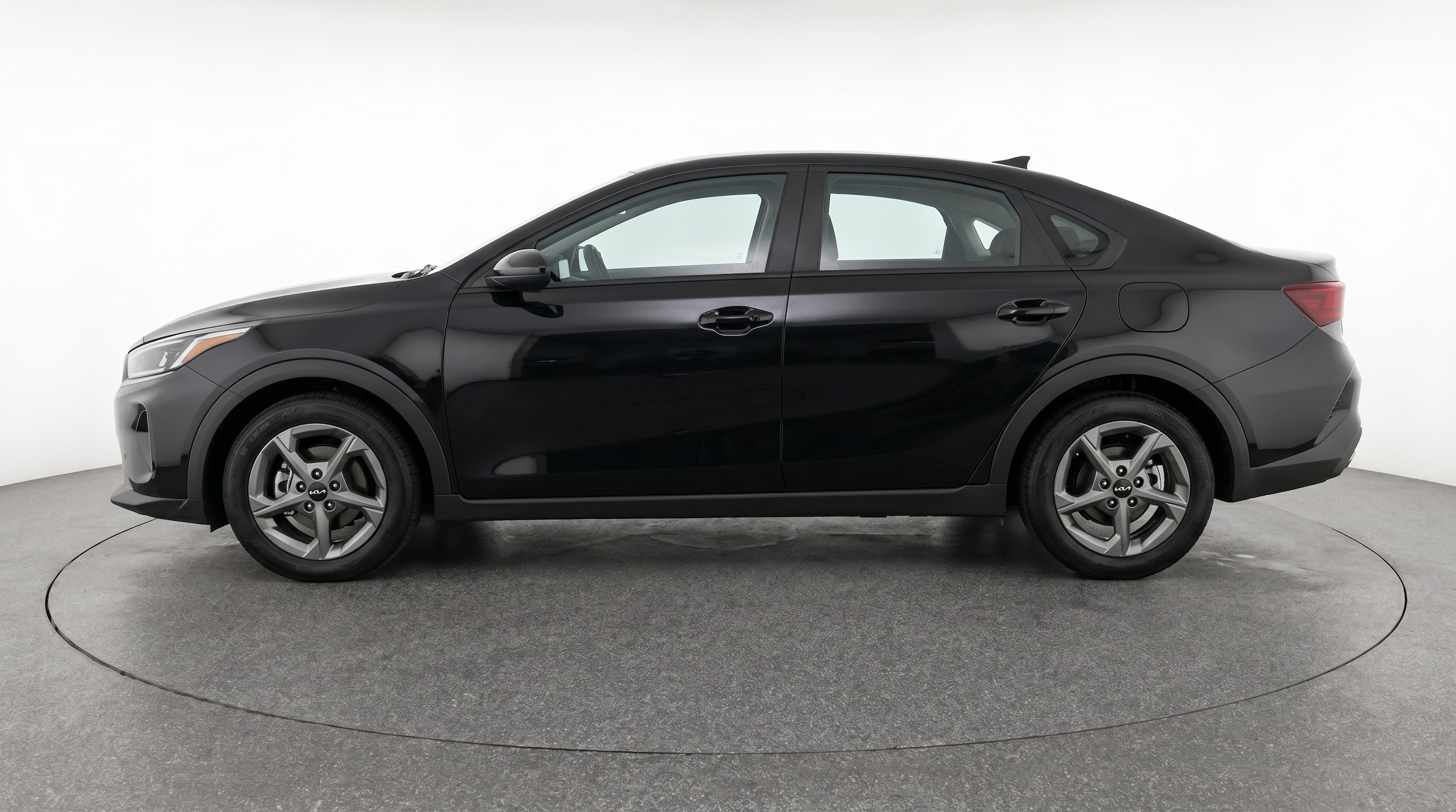 Thumbnail: 2026 Kia K4 - 4