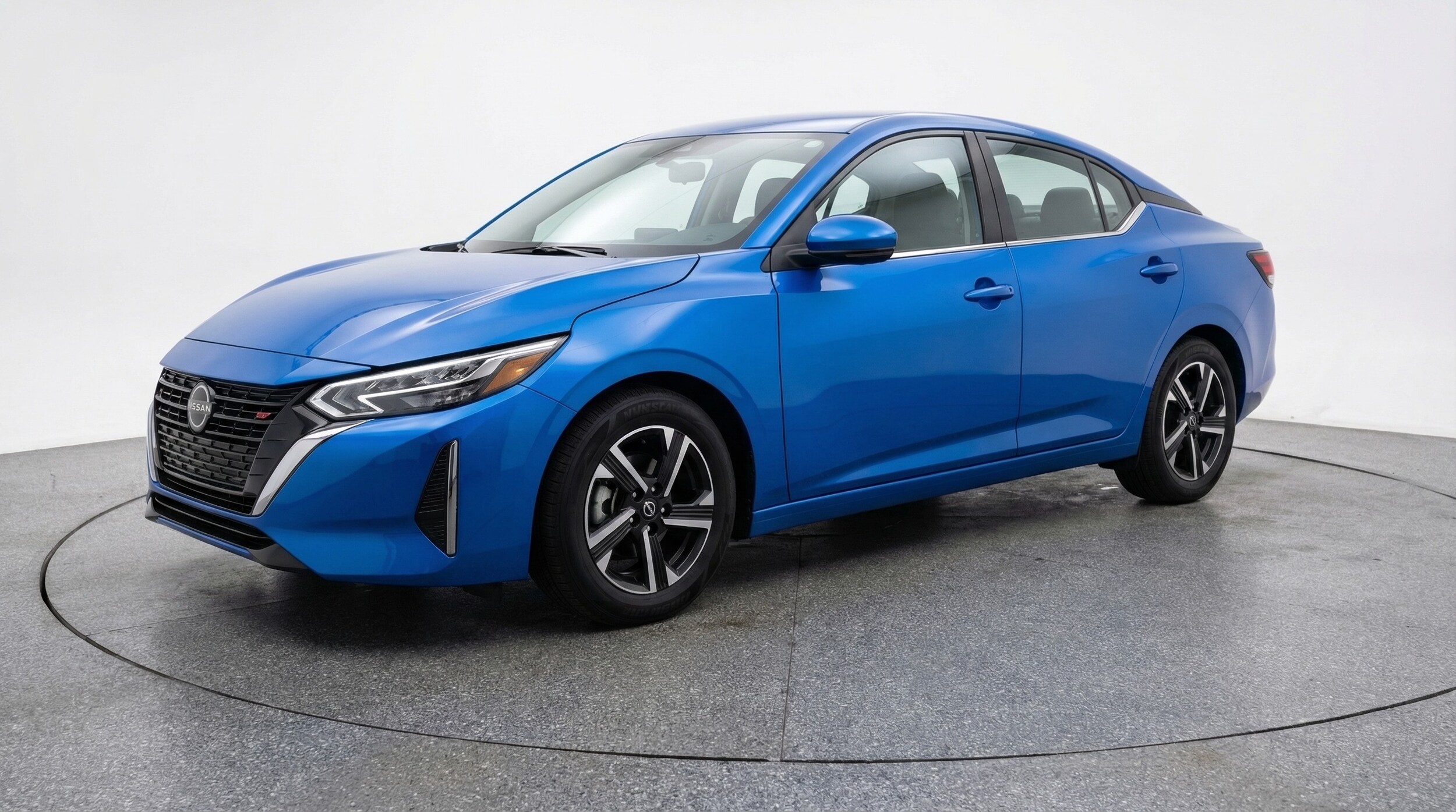 Thumbnail: 2025 Nissan Sentra - 3