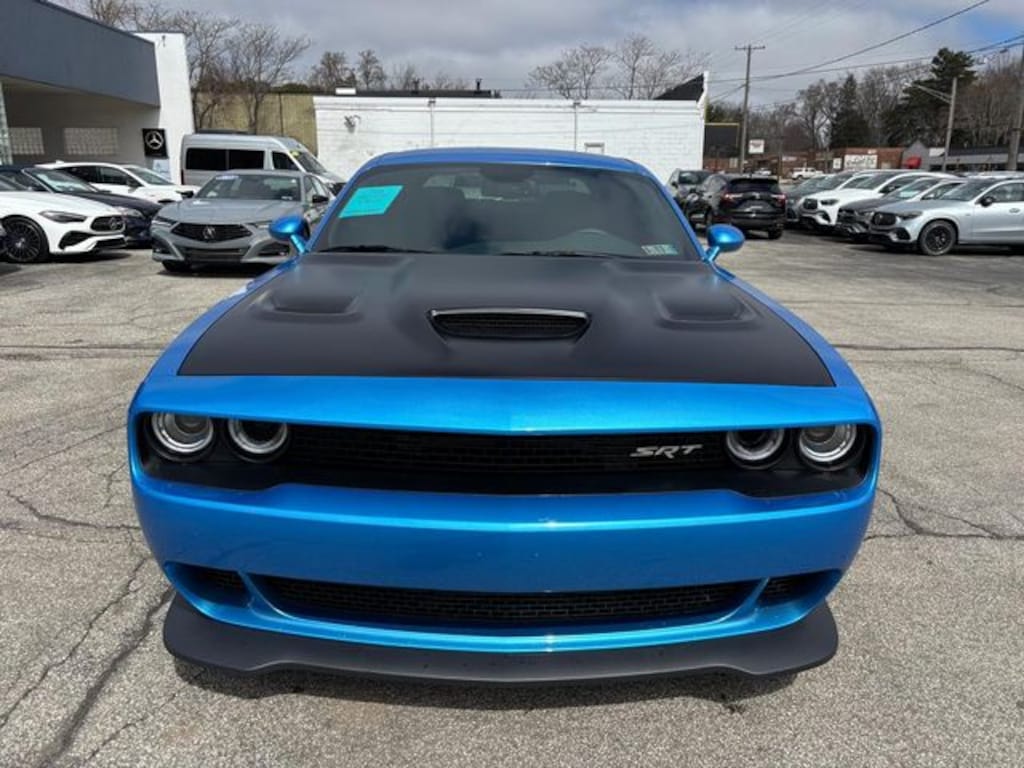 Used 2016 Dodge Challenger SRT Hellcat Coupe