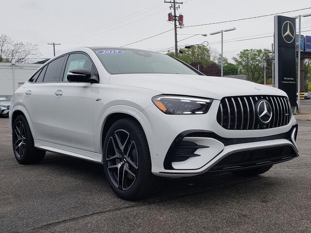 2025 Mercedes Benz GLE AMG 53 4MATIC Coupe photo 3