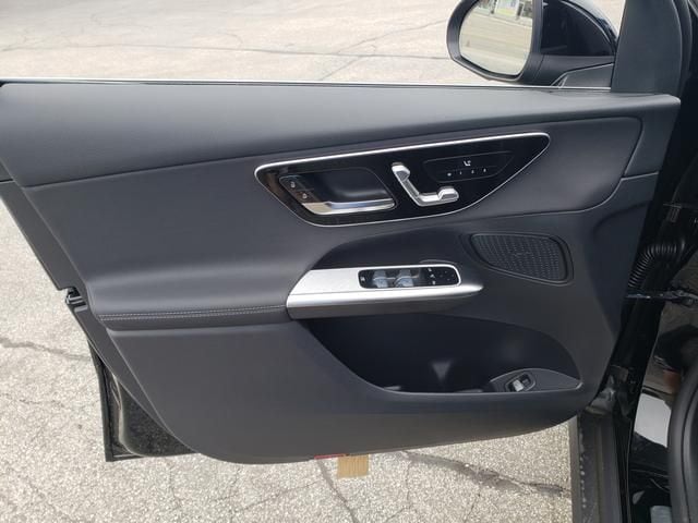 2025 Mercedes-Benz GLC Base - Photo 11