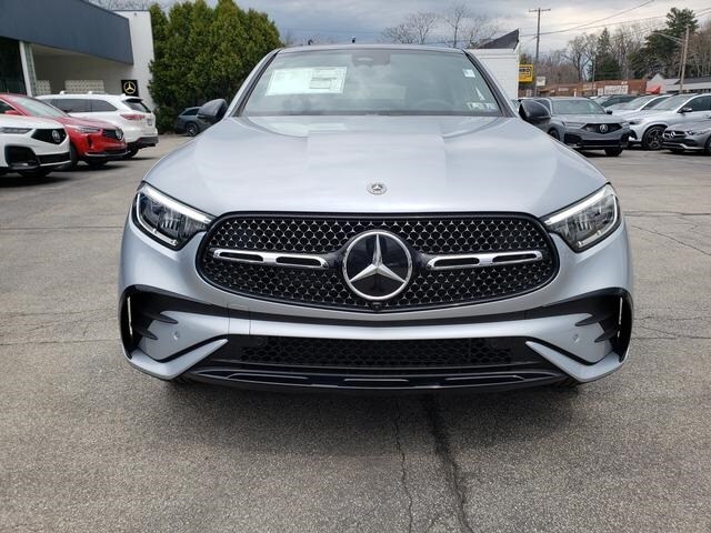 2025 Mercedes Benz GLC 300 4MATIC Coupe photo 3