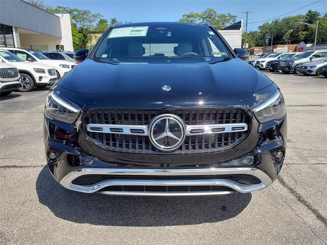 2026 Mercedes Benz GLA 250 4MATIC photo 3