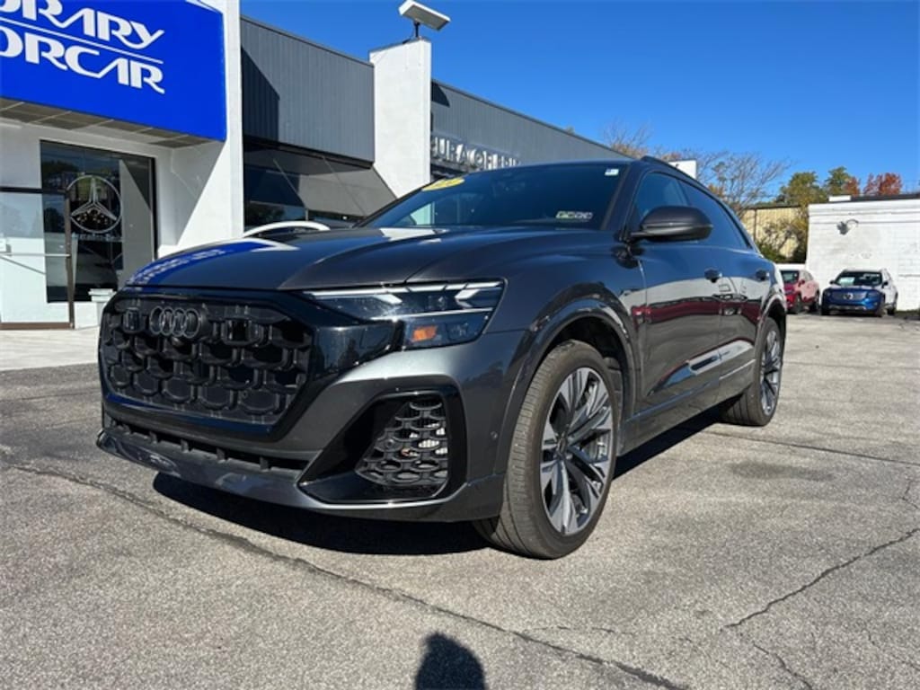 Used 2024 Audi Q8 55 Premium SUV