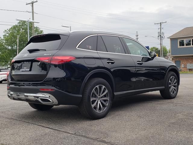 2025 Mercedes-Benz GLC Base - Photo 6