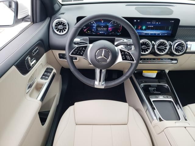 2025 Mercedes-Benz GLB Base - Photo 19