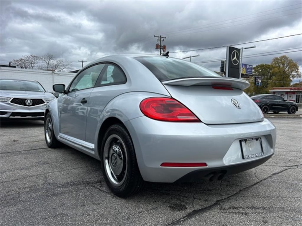 Used 2015 Volkswagen Beetle 1.8T Classic Coupe