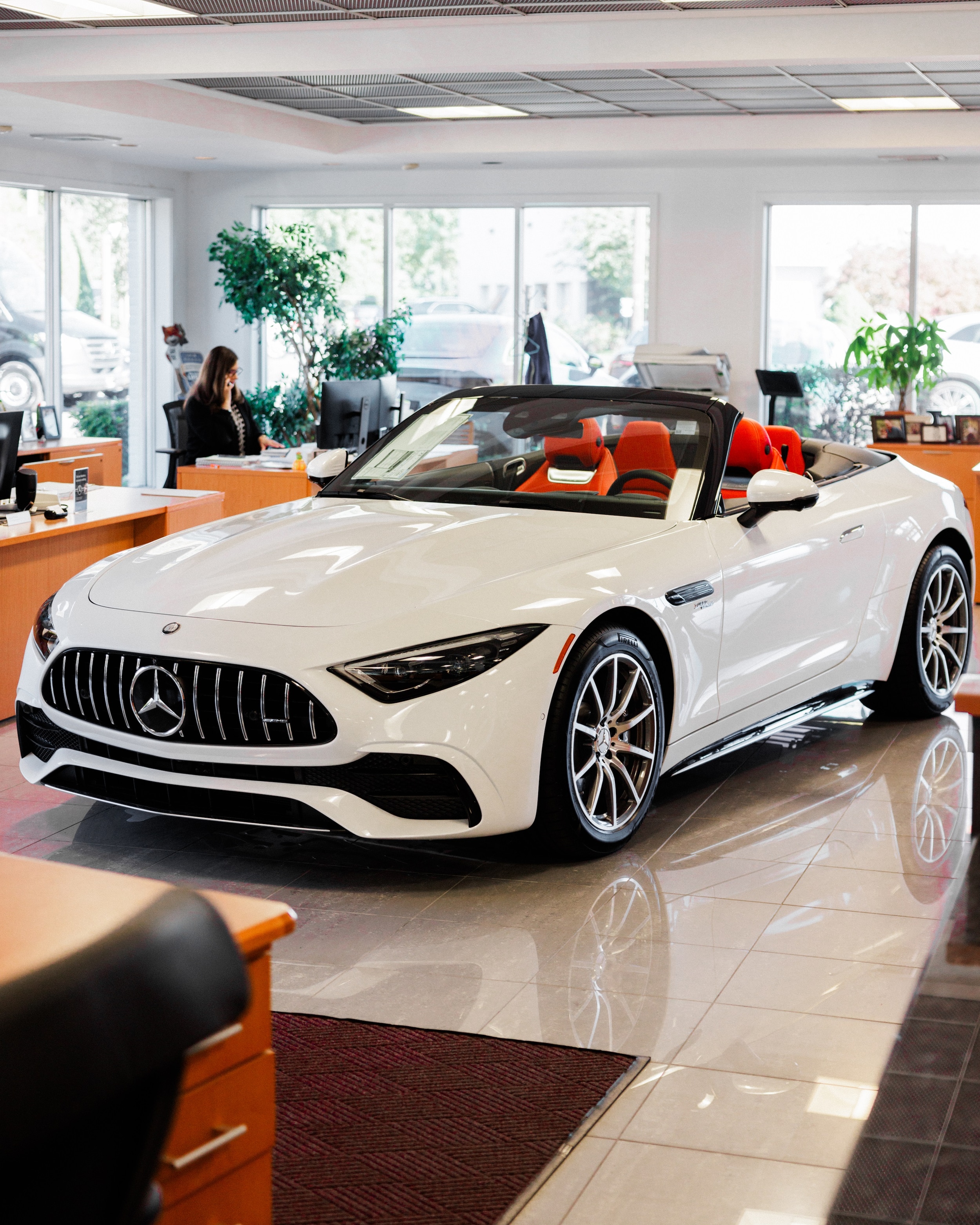 Lease Return Center Contemporary Motor Cars