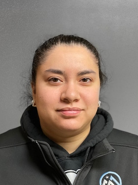 Staff member Sara Knowlton from ID_13ab8ef3e1d4