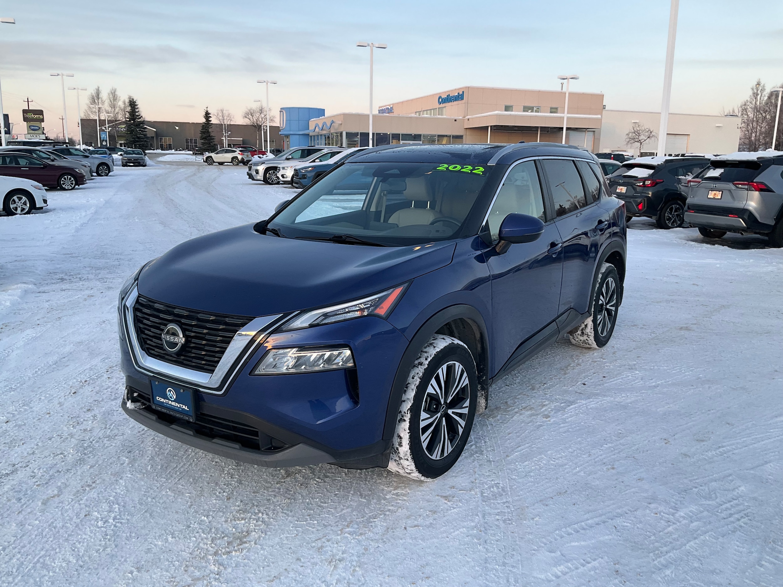 2022 Nissan Rogue SV