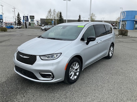 Used 2026 Chrysler Pacifica Limited Van Passenger Van for sale in Anchorage, AK