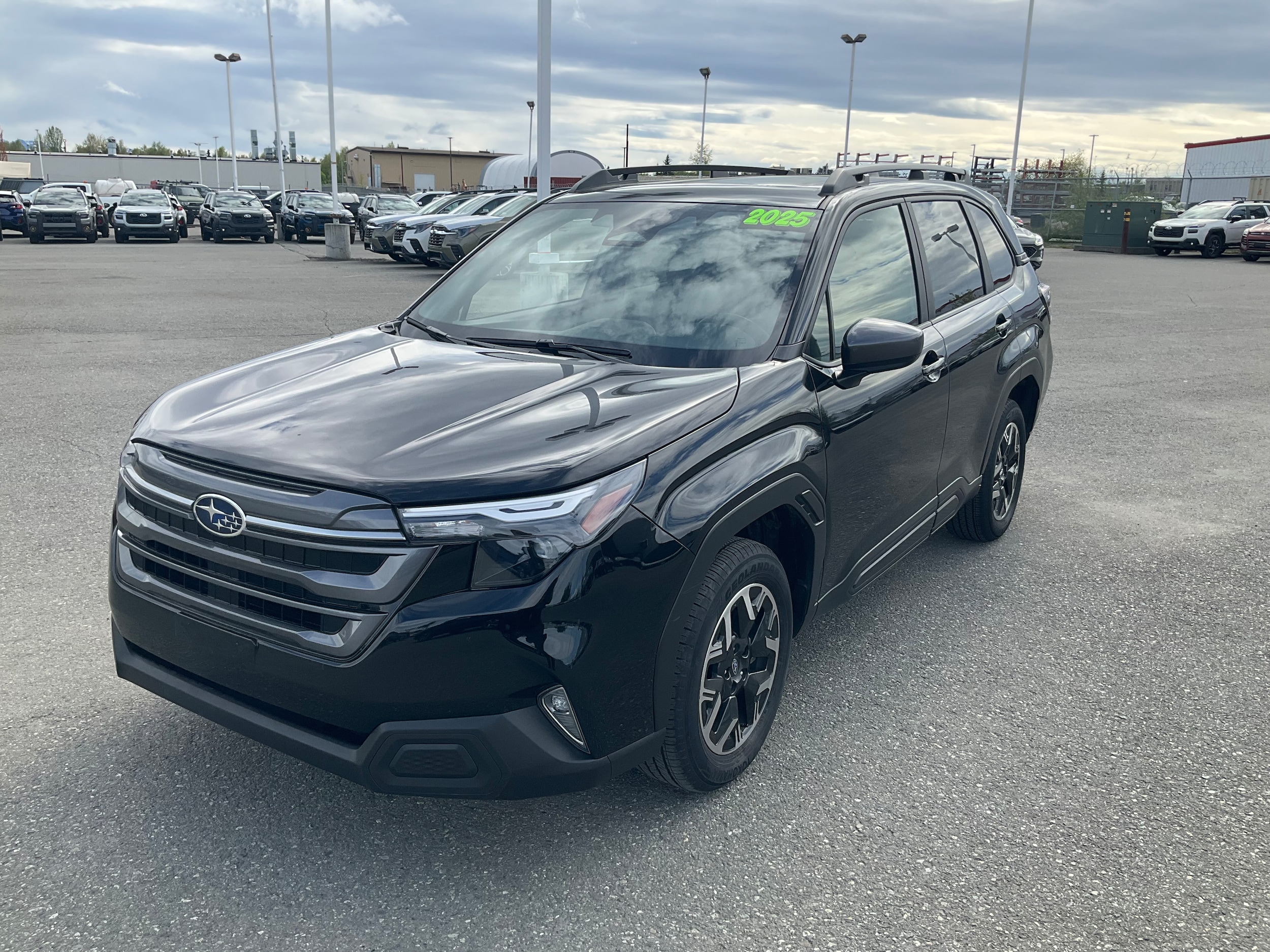2025 Subaru Forester Premium's photo