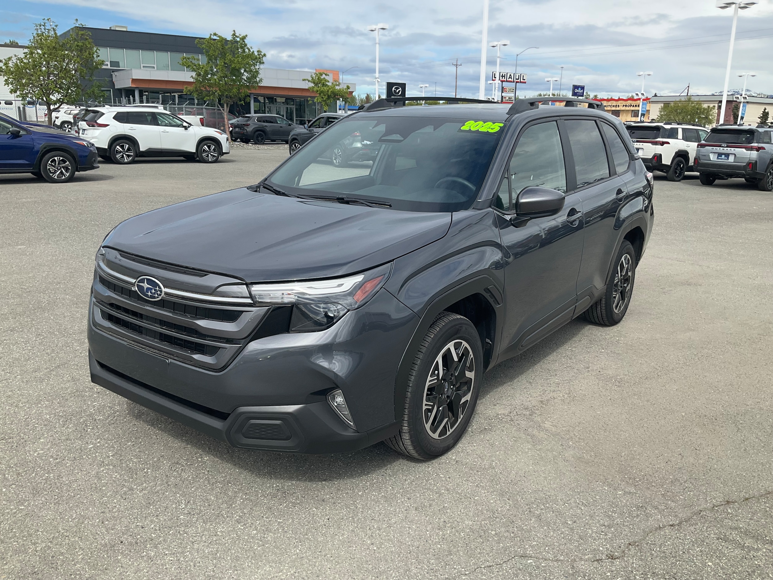 2025 Subaru Forester Premium's photo