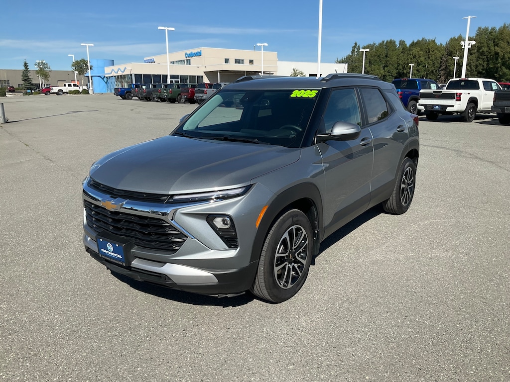 Used 2025 Chevrolet Trailblazer LT SUV