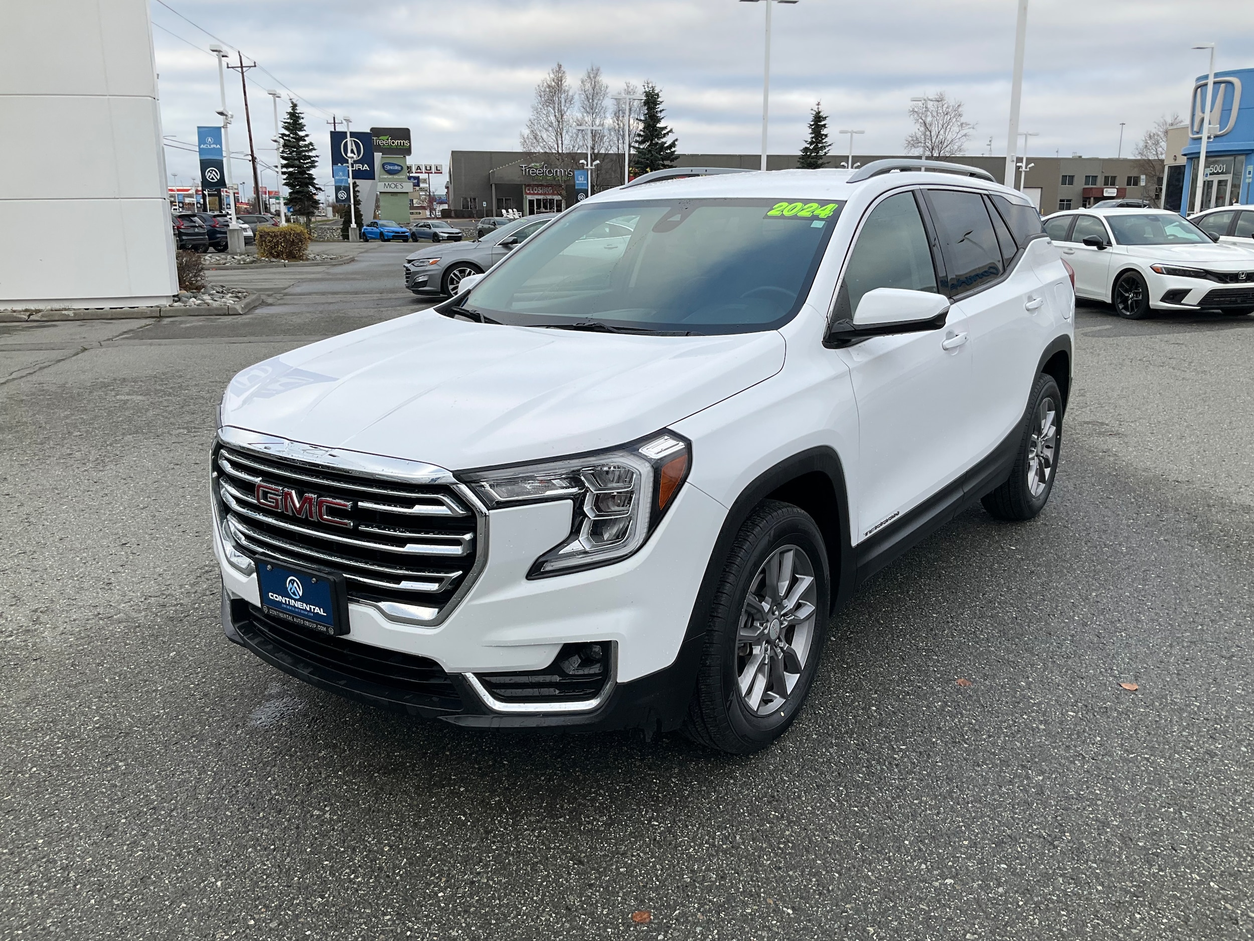 2024 GMC Terrain SLT