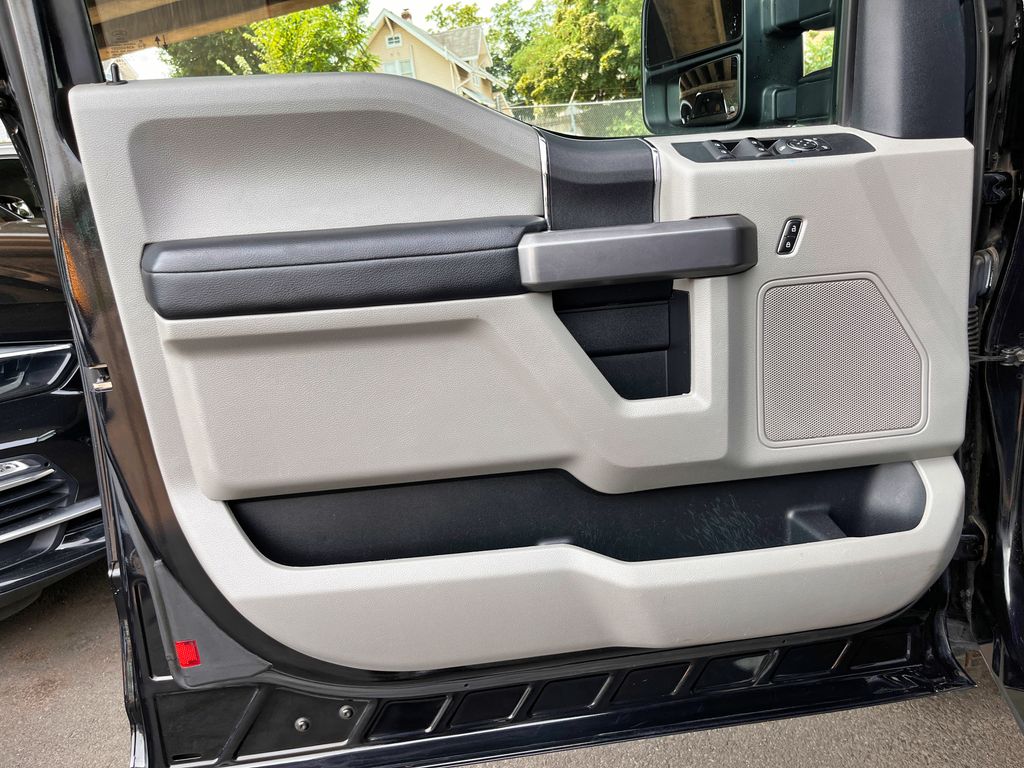 2020 Ford F-250 Super Duty XLT - Photo 46