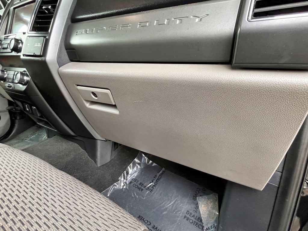 2020 Ford F-250 Super Duty XLT - Photo 31