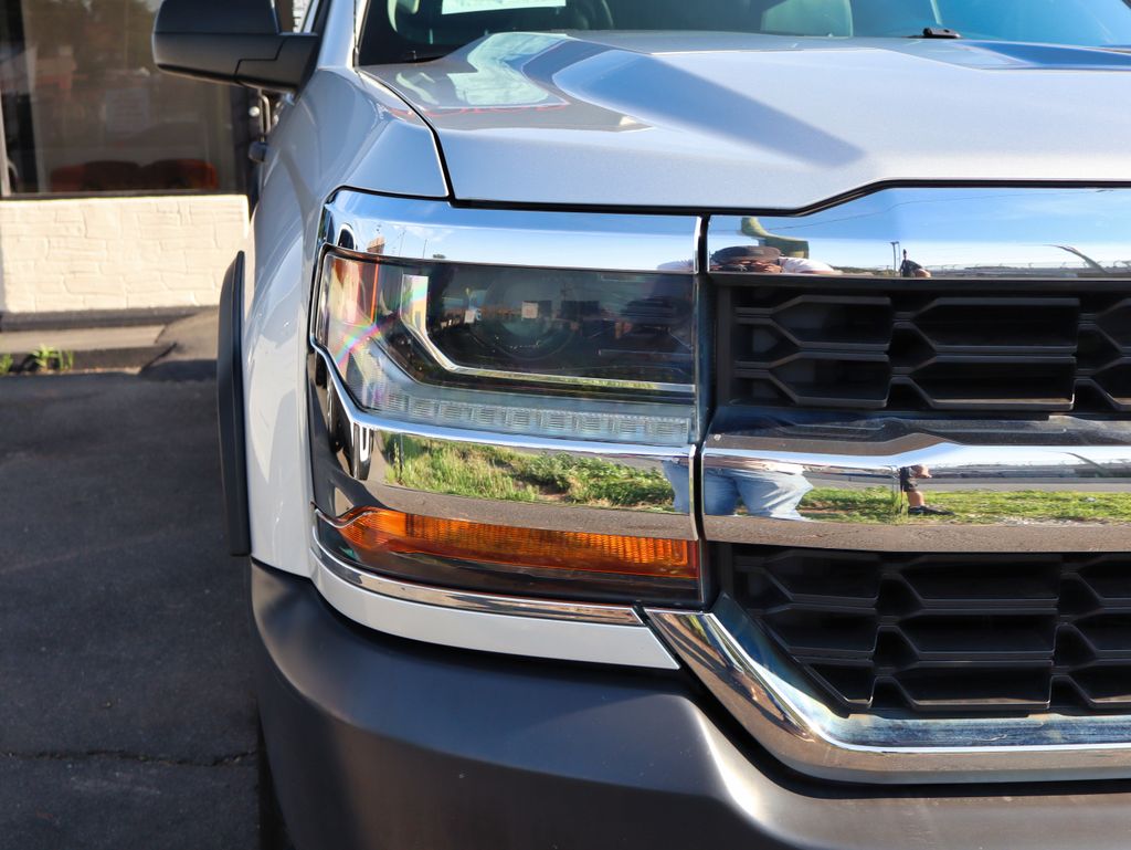 2018 Chevrolet Silverado 1500 Work Truck 1WT - Photo 10