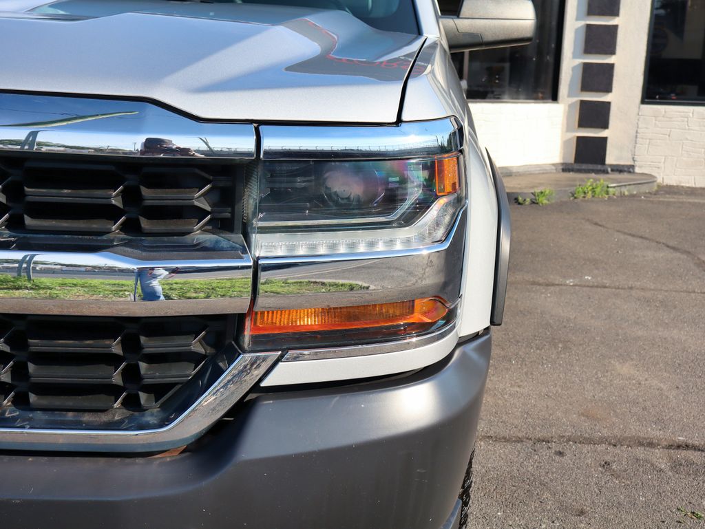 2018 Chevrolet Silverado 1500 Work Truck 1WT - Photo 11