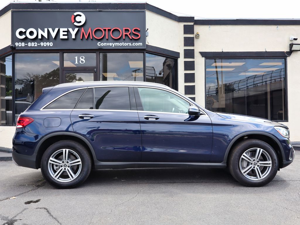 2022 Mercedes-Benz GLC GLC300 - Photo 9