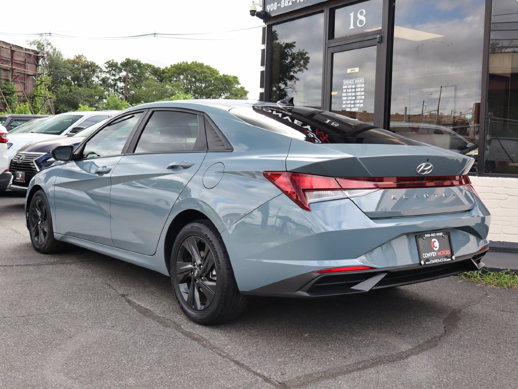 Used 2023 Hyundai Elantra SEL Sedan